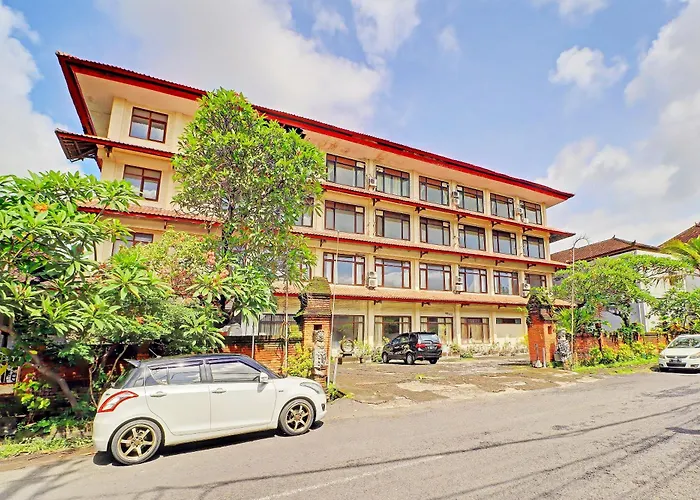 Super Oyo 91870 Warna Kedaton Hotel