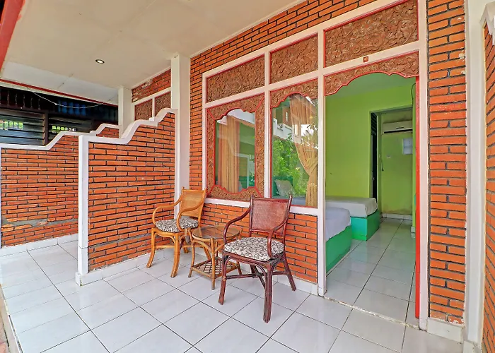 Super Oyo 91870 Warna Kedaton Hotel 2*