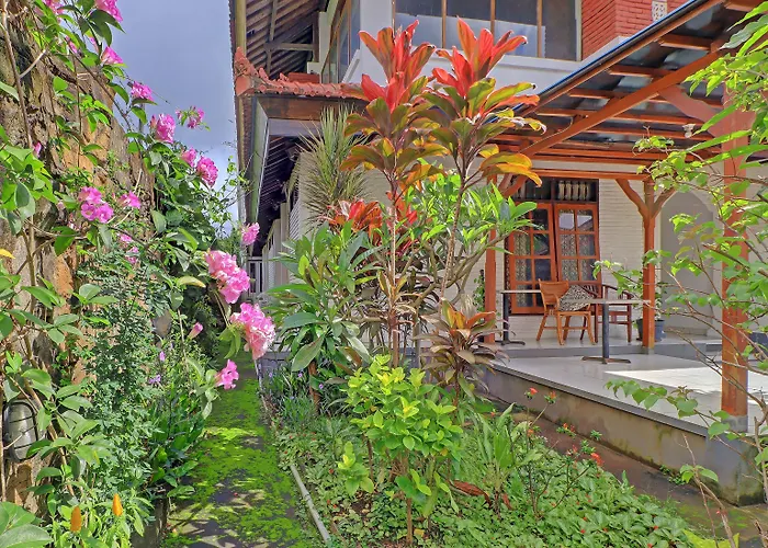 Super Oyo 91870 Warna Kedaton Hotel 2*