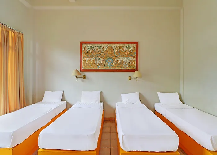 Hotel Super Oyo 91870 Warna Kedaton