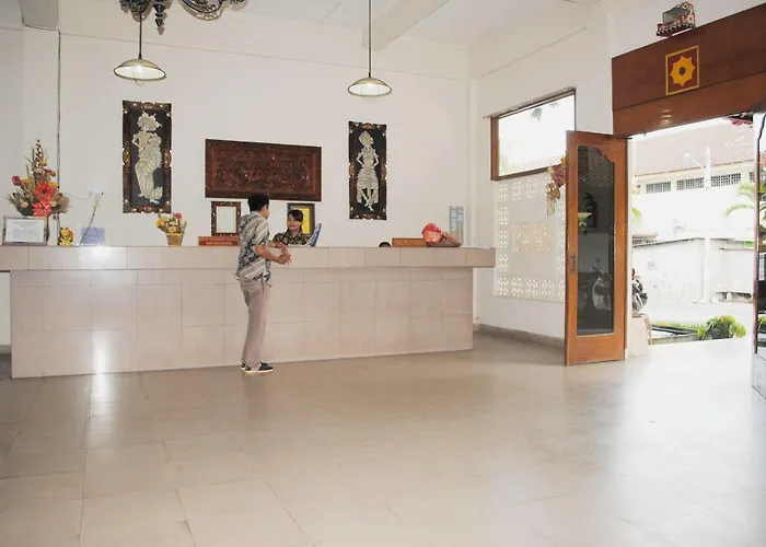 Super Oyo 91870 Warna Kedaton Hotel